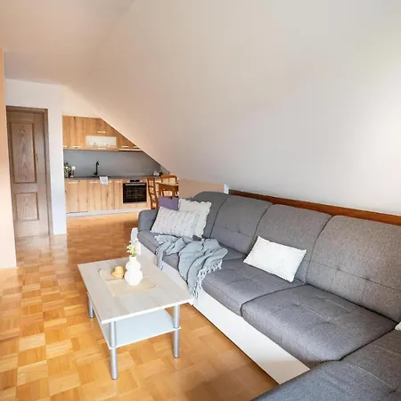 View Lenart Apartment